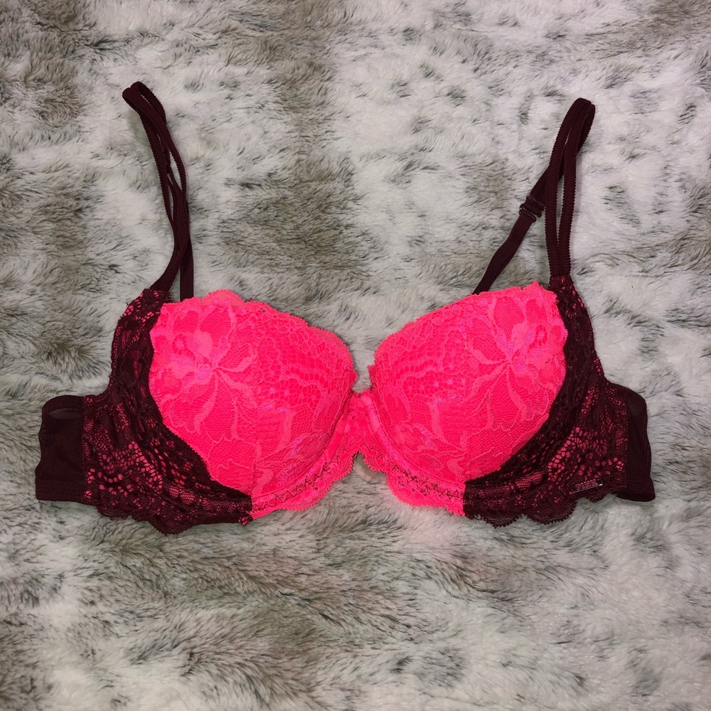 PINK (VS) Bra